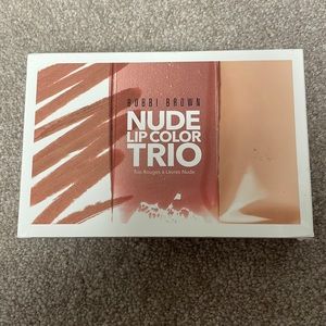 Bobbi Brown Nude Lip Color Trio. New in box!!